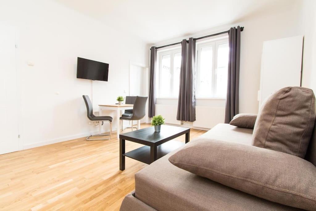 Apartment Lainzer Strasse Вена Экстерьер фото