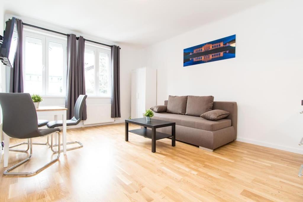 Apartment Lainzer Strasse Вена Экстерьер фото